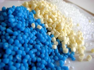 China Soft Touch TPE Thermoplastic Silicone Elastomer Granule For Non Slip Carpet Backing for sale