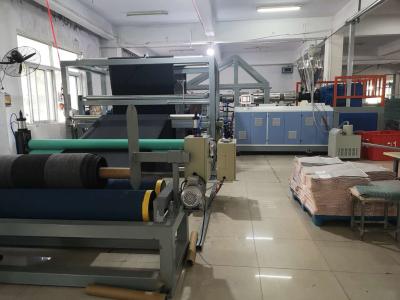 China TPE do tapete que reveste suportando a máquina para o tapete não tecido à venda