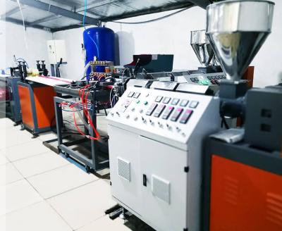 China Extrusor eléctrico del Pvc de la máquina de la protuberancia del tenedor del precio del PVC Digital en venta