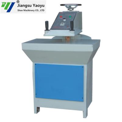 China Leather Bag Accessories Hydraulic Swing Arm Cutting Machine 7.5 Kw Motor Power for sale