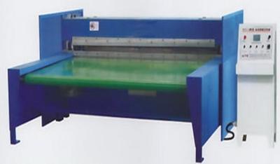 China Custom Feeding Mode Leather Cutting Press Machine , Hydraulic Cutting Press Machine for sale
