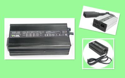 China Automatic 42V 5A Electric Golf Cart Charger For Lithium Ion Battery Aluminum Enclosure for sale