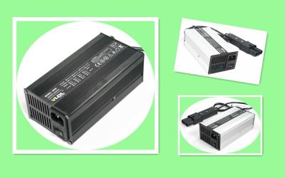 China Single 230Vac 6A 60V Lithium Battery Charger Aluminum Light Wieght for sale
