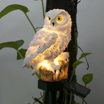 China Waterproof Solar Powered Garden LED Owl Animal Lawn Ornament Unique Christmas for sale