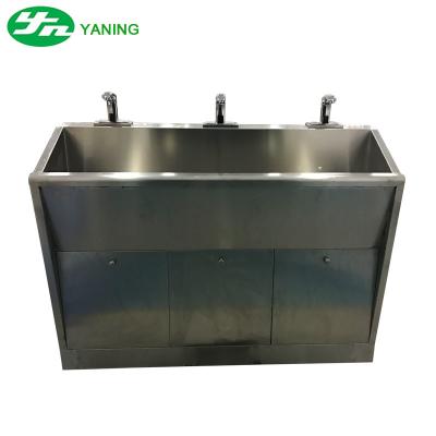 China 3 Person Multi Station Hand Wash Sinks , Industrial Stainless Steel Sink for sale