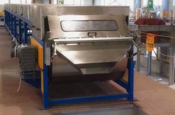 China De roterende Hoofdmachine van de Bijenwaskorrel voor Hard Gediplomeerd de Productiece van Wasbonen Te koop
