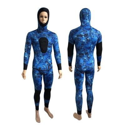 China Upgrade Your Diving Gear with Our Men's 3mm Camouflage Wetsuit and Hoodie in S.M.L.XL.XXL Size for sale