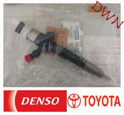 China TOYOTA   diesel fuel  Engine denso diesel fuel injection common rail injector 23670-30190 for sale