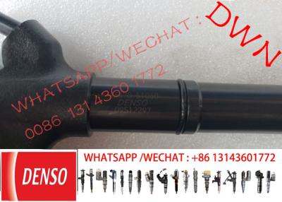 China GENUINE original DENSO Fuel Injector 23670-51060 295900-0300 295900-0220  for TOYOTA 1VD-FTV for sale