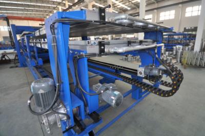 Chine Chaîne de production automatique de panneaux sandwich en PU Chaîne de production de panneaux sandwich en laine de roche minérale à vendre