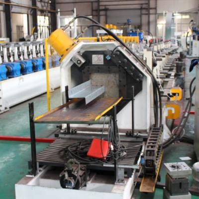 中国 艶をかけられたタイル ロール形成のための軽い鋼鉄キールCZの母屋機械 販売のため