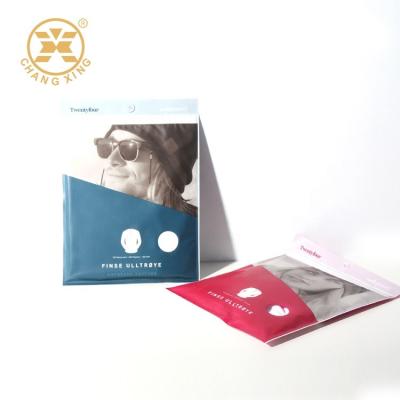 Chine 100 microns de PE sacs de Matte Small Zipper Plastic CPP de poly pour l'emballage d'habillement à vendre