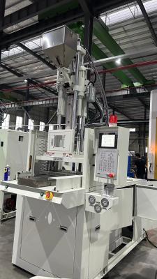 China High Precision PlasticVertical Injection Molding Machine for sale