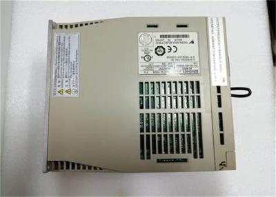 China O novo servo amplificador de corrente alternada da Yaskawa 200V 1.5kw na caixa original. à venda