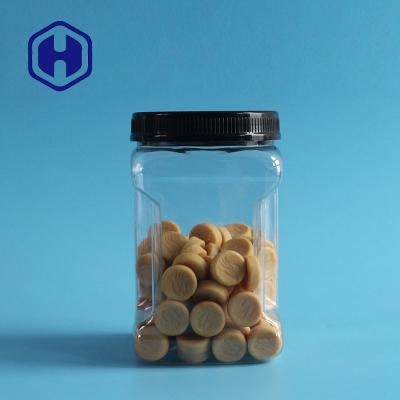 中国 850ml Bpa Free Square Plastic Grip Jar With Lid PET Food Packaging 販売のため