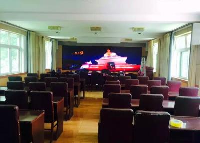 Chine Grand panneau polychrome d'intérieur d'écran du poids léger P4mm LED pour la conférence à vendre