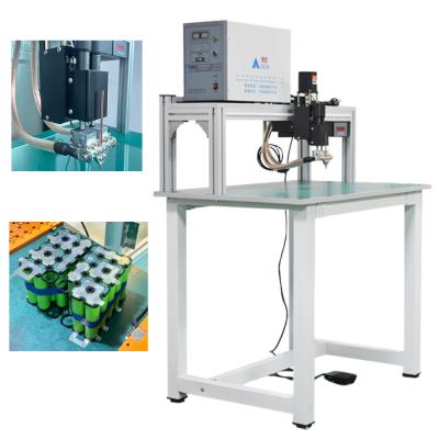 中国 リチウム イオン テーブル トップ スポット溶接機、円筒形細胞スポット溶接機 販売のため
