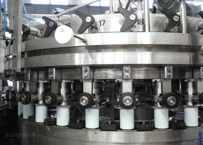 China botella de la lata de cerveza de 18 cabezas la pequeña carbonató la máquina de rellenar de la poder de aluminio de la bebida en venta
