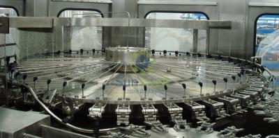 China máquinas de rellenar del agua 10000BPH/500ml con el enjuague y capsular de 3 en 1 en venta
