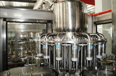 China Máquina plástica 3 del relleno en caliente de la botella en 1 para el proceso del zumo de fruta en venta