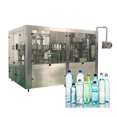 Chine Grandes machines de remplissage mis en bouteille de l'eau minérale avec le contrôle automatique pour l'usine de l'eau à vendre