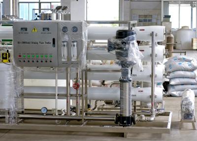 China Silbernes industrielles Umkehr-Osmose-Wasser-Filter-System für Getränk oder Lebensmittelunternehmen zu verkaufen