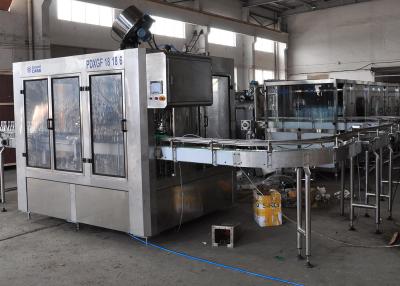 China SS PET / Glass Bottle Carbonated Filling Machine , Liquid Packaging Equipment for sale
