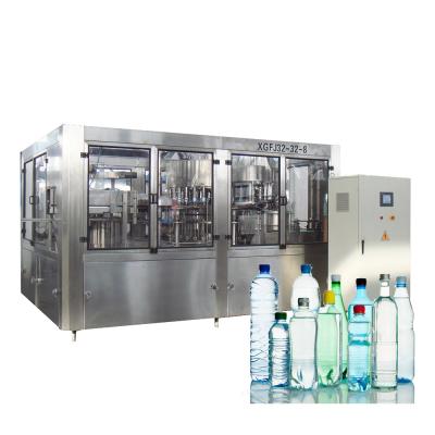 Chine capteur de niveau liquide remplissant 10000BPH et de capsulage de lavage de l'eau de bouteille à échelle réduite de machine à vendre