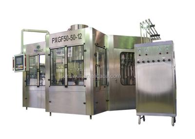 China PET  Automatic Soft Drink Carbonated Filling Machine PLC Control for sale