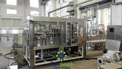 Chine Ligne remplissante de boissons de remplissage de l'eau automatique chaude à grande vitesse de machine à vendre