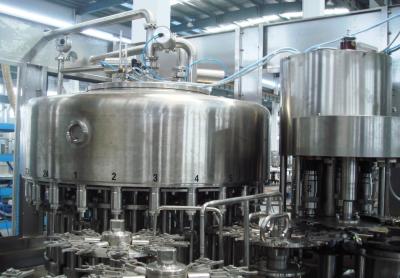 China o ANIMAL DE ESTIMAÇÃO da capacidade do equipamento 10,000bph do engarrafamento de vinho (500ml) engarrafa a máquina de enchimento da bebida à venda