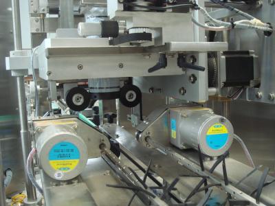 Chine Ronde bouteille auto label rétractable manches marquage phase de machine en acier inoxydable AC 3 à vendre