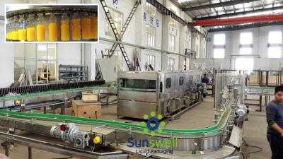 Chine Machine de remplissage de sirop de jus de la capacité élevée 500ml avec le remplissage par gravité à vendre