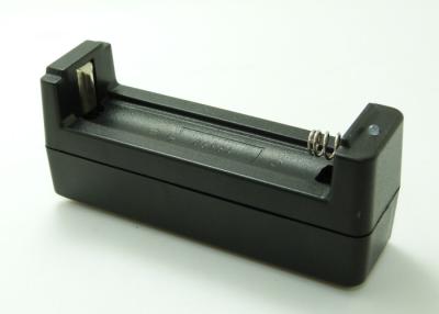 China Carregador de bateria simples do íon de Li da confiança alta, único carregador de bateria 18650 à venda