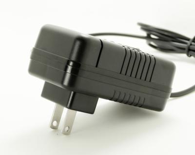 China ADSL Modem Connector 12.6 V Li Ion Battery Charger Audio Battery Charger 95g for sale