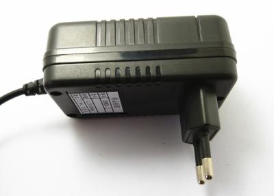 China 5V 12.6V 12 Volt Lithium Ion Battery Charger , 0.5A 1A 2A 3A Battery Trickle Charger for sale