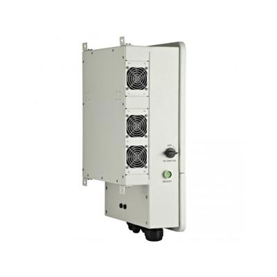 China Deye SUN-10K-SG04LP3 Three Phase Inverter 8Kw 10Kw 12KW For Hybrid System 240A for sale