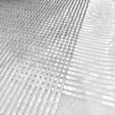China De mat die van de Mutiaxialsandwich tweeassige stof één gebruiken van 600g kant, de overkant is 300g gehakte bundels, in de middenpp-mat. Te koop