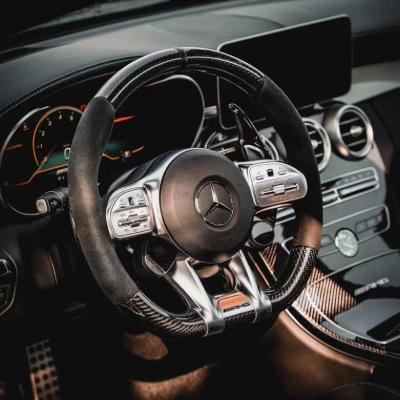 China Benz Series Carbon Fiber Steering Wheel For Smooth Driving Experience With Black à venda