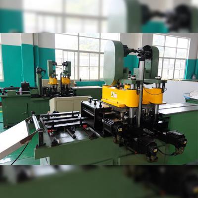 Cina Tagliatrice automatica del centro che taglia l'acciaio del silicio per fare il centro del trasformatore in vendita