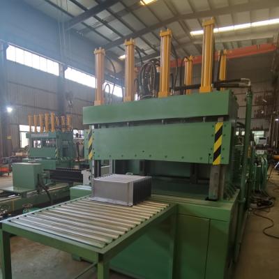 China Automatic Corrugated Fin Forming Machine For Transformer Oil Tank for sale