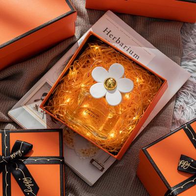 China Custom Cardboard Ribbon Bow Christmas Gift Boxes Wedding Box for sale