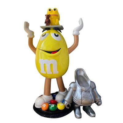China M Bean Outdoor Fiberglass Sculpture Chocolate Life Size Ornaments ODM FOR Shopping Mall for sale
