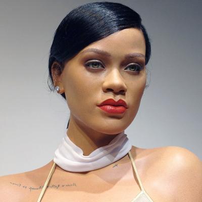 Chine La chanteuse adaptée aux besoins du client Rihanna Wax Figure font votre propre sculpture en cire à vendre