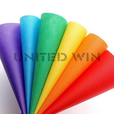 China Stocklot Color Roll PET Non-woven Fabric For Filter Material Home Textiles  Agriculture for sale