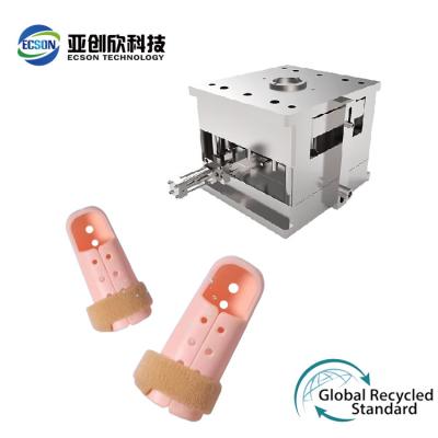 China High-Performance Medical Plastic Injection Mold for Finger fixator en venta