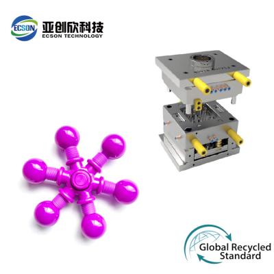 China High-Performance Medical Plastic Injection Mold for Hexagonal gyro toy en venta