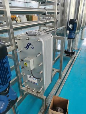 Chine EDI 0,25T,0.5T/H Module pour système d'installation de purification d'eau/série EDI pour l'industrie à vendre
