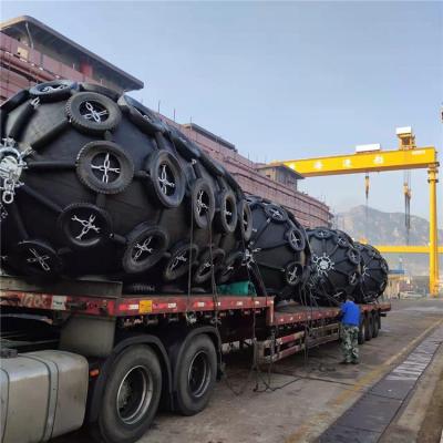 China 30 van de fabrikantenjaar marine die pneumatische rubberbumper 2.5m*5m drijven van het bootstootkussen Te koop