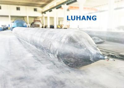 China Flutuabilidade alta que flutua o comprimento de borracha de levantamento marinho 10m do diâmetro 2.0m da bolsa a ar à venda